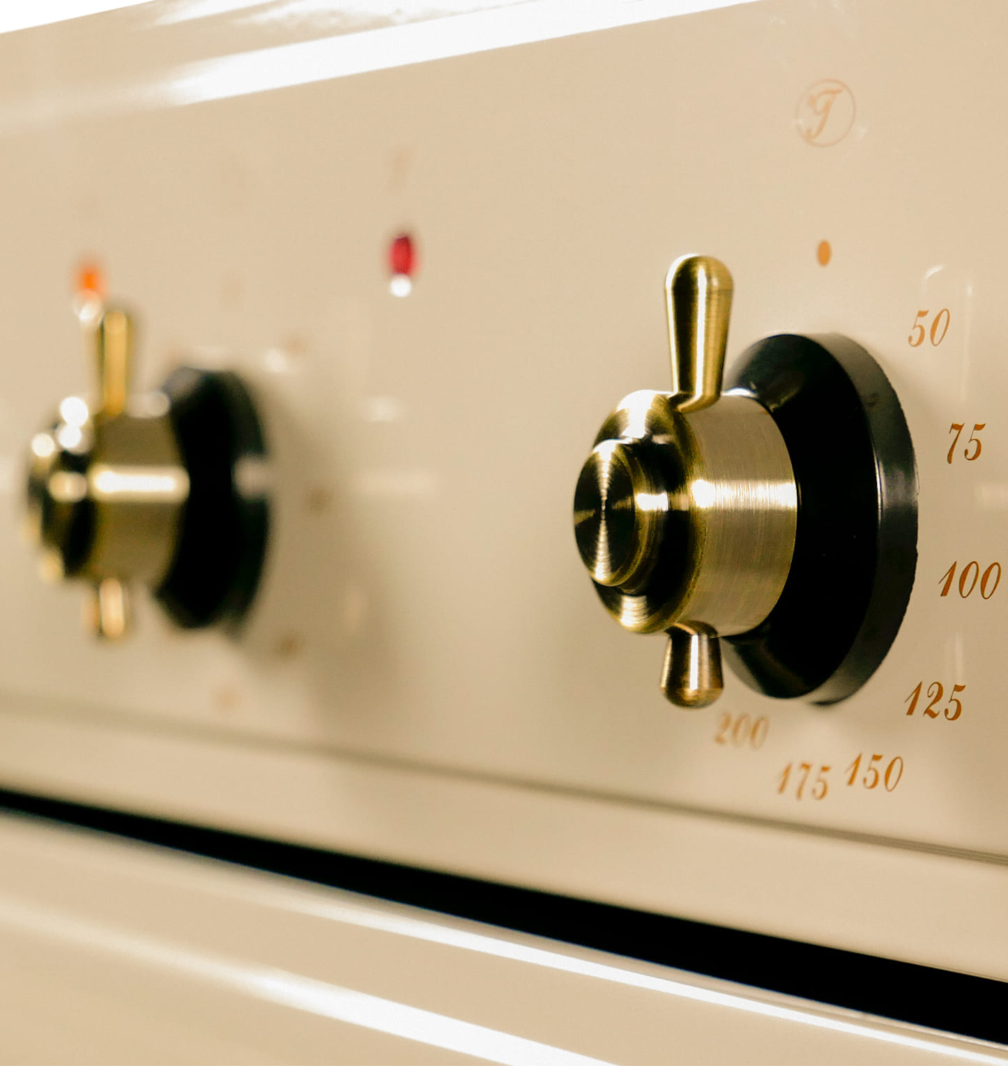 5.edm-6075-c-ivory-control1